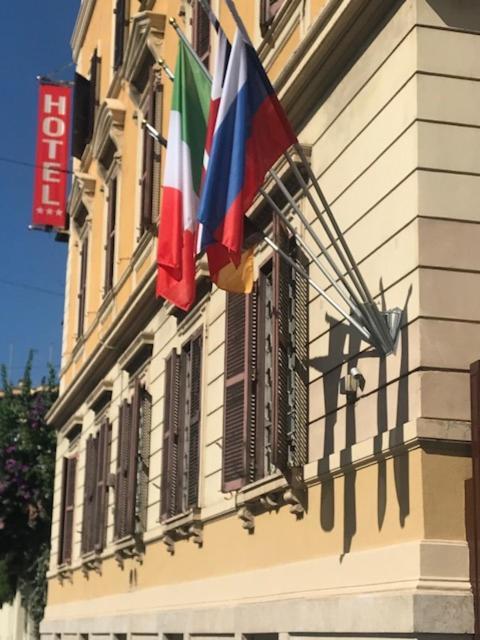 Roma Room Hotel Ngoại thất bức ảnh